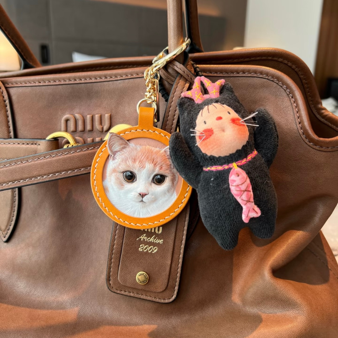 Custom Handcrafted Leather Pet Portrait Decor
